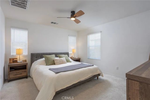 2467 Gunner Ridge Way, Rialto, CA 92377
