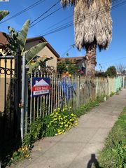 9425 C St., Oakland, CA 94603