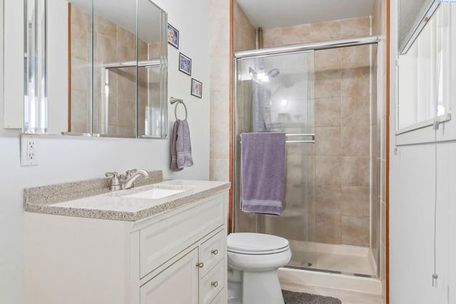 322 E 36th Place, Kennewick, WA 99337