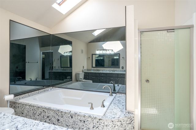 5724 NE Puget Beach Road NE, Olympia, WA 98516
