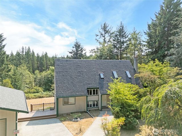 5724 NE Puget Beach Road NE, Olympia, WA 98516