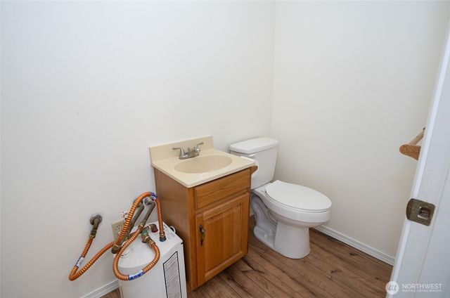 5724 NE Puget Beach Road NE, Olympia, WA 98516