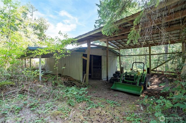 5724 NE Puget Beach Road NE, Olympia, WA 98516