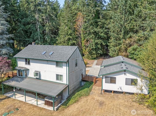 5724 NE Puget Beach Road NE, Olympia, WA 98516