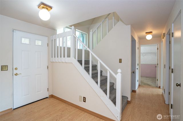 5724 NE Puget Beach Road NE, Olympia, WA 98516