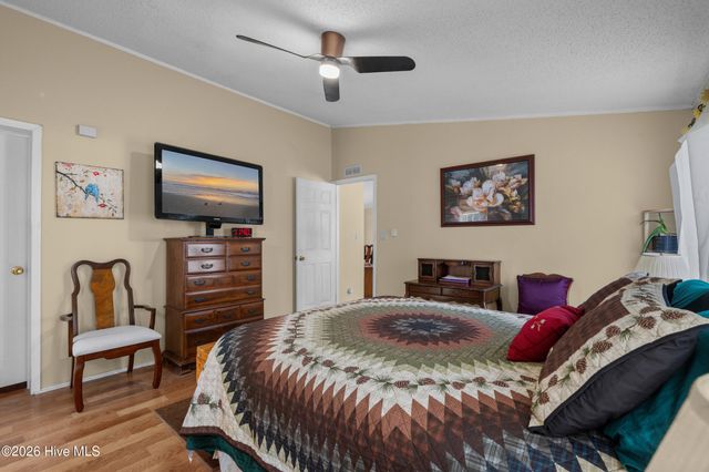 1052 Waterview Lane SW, Carolina Shores, NC 28467