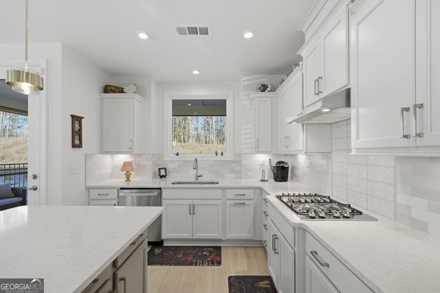 226 Geneva Way, Hoschton, GA 30548