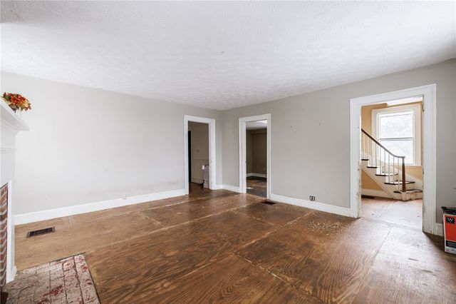 2315 Sand Hill Road, Canandaigua Town, NY 14424