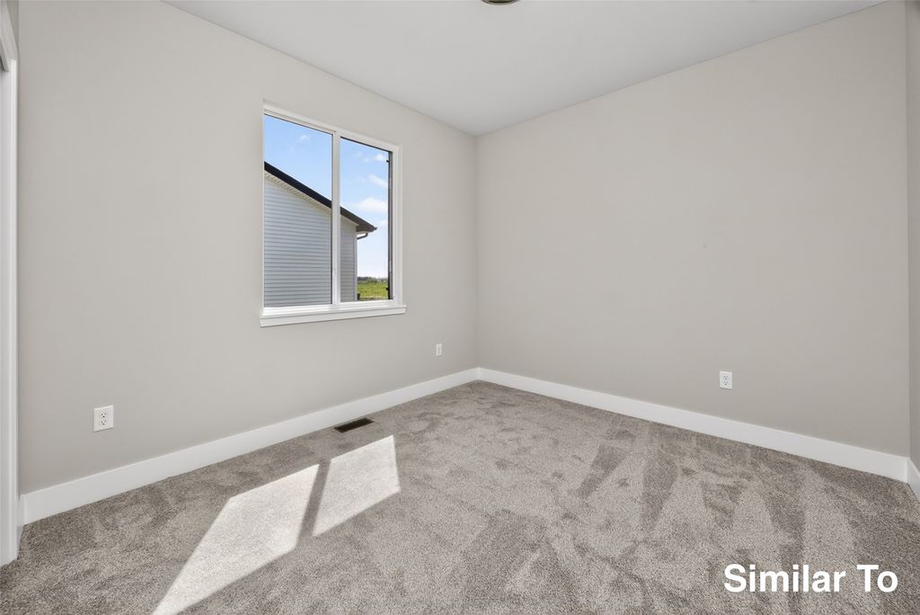 1600 Werthman Drive, Waukee, IA 50263