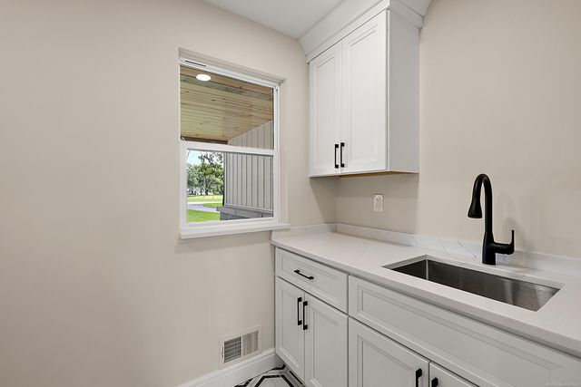 1200 Shephards Lane, Oxford Twp, MI 48371