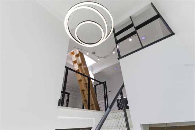 2502 AVENUE B, Bradenton Beach, FL 34217