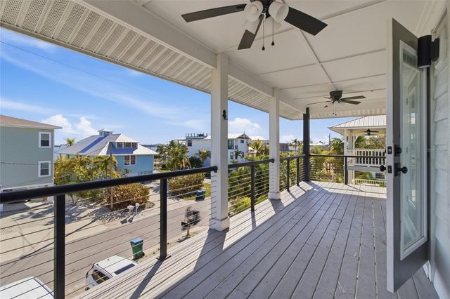 2502 AVENUE B, Bradenton Beach, FL 34217