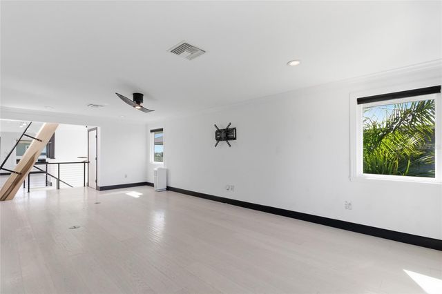 2502 AVENUE B, Bradenton Beach, FL 34217