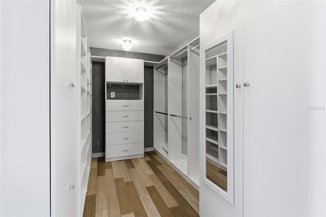 2502 AVENUE B, Bradenton Beach, FL 34217