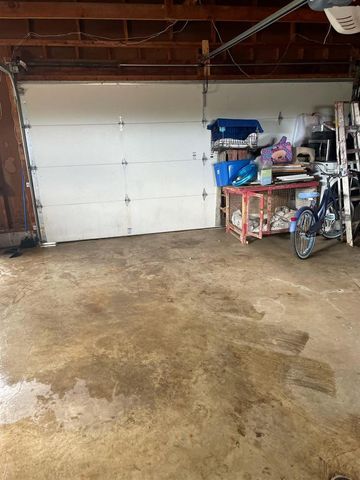 W1796 PUDDLEFORT STREET, Mount Calvary, WI 53057