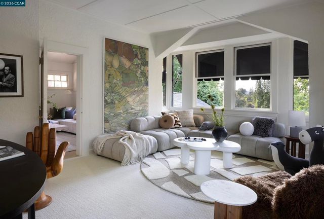 300 Camille Ave, Alamo, CA 94507