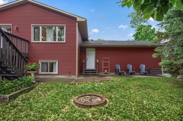 7062 2nd Avenue, Lino Lakes, MN 55014