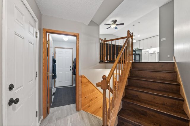 7062 2nd Avenue, Lino Lakes, MN 55014