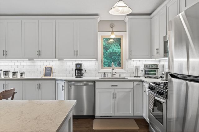 7062 2nd Avenue, Lino Lakes, MN 55014