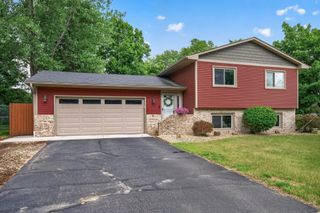 7062 2nd Avenue, Lino Lakes, MN 55014