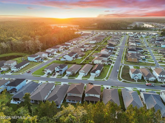 75511 CANTERWOOD Drive, Yulee, FL 32097