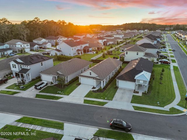 75511 CANTERWOOD Drive, Yulee, FL 32097