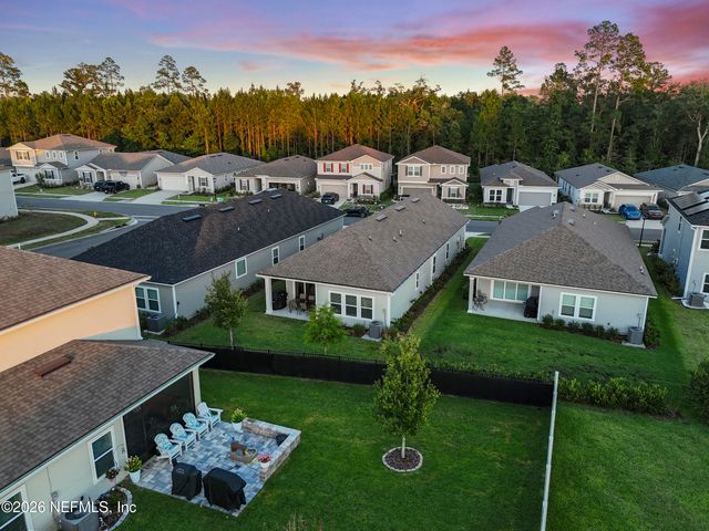 75511 CANTERWOOD Drive, Yulee, FL 32097