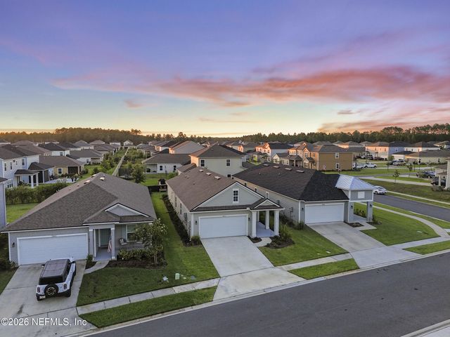 75511 CANTERWOOD Drive, Yulee, FL 32097