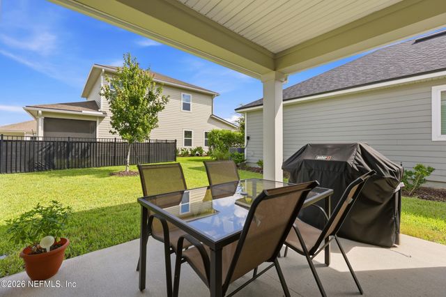 75511 CANTERWOOD Drive, Yulee, FL 32097