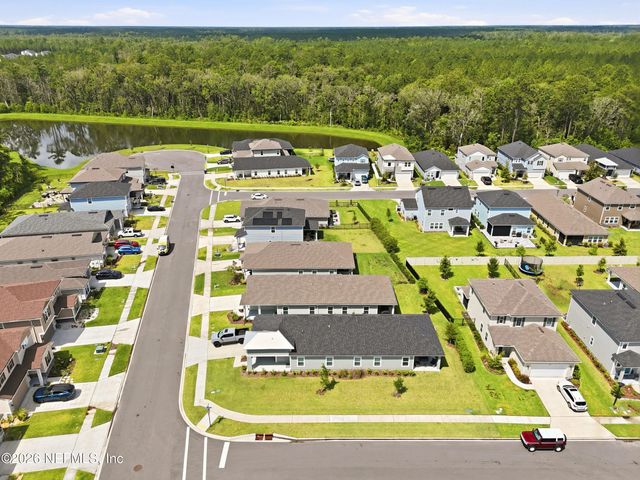 75511 CANTERWOOD Drive, Yulee, FL 32097