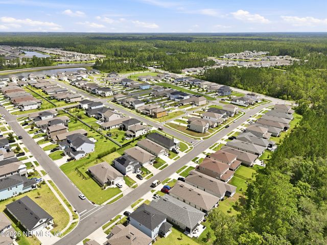 75511 CANTERWOOD Drive, Yulee, FL 32097