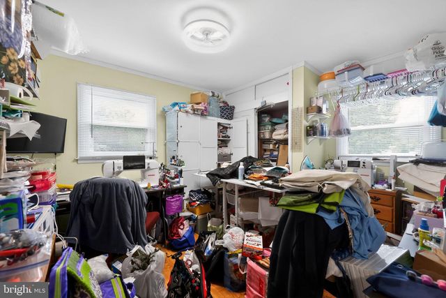 9 CHARLES AVE, Blackwood, NJ 08012