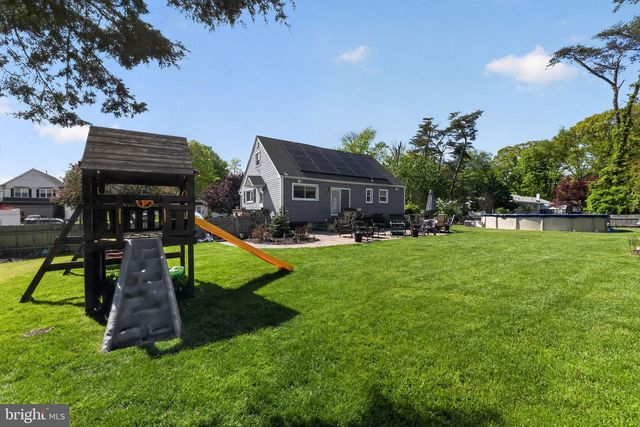 9 CHARLES AVE, Blackwood, NJ 08012