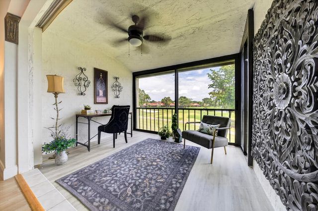 8425 Casa Del Lago H, Boca Raton, FL 33433