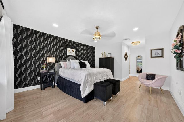 8425 Casa Del Lago H, Boca Raton, FL 33433