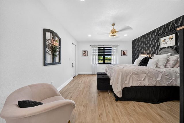 8425 Casa Del Lago H, Boca Raton, FL 33433