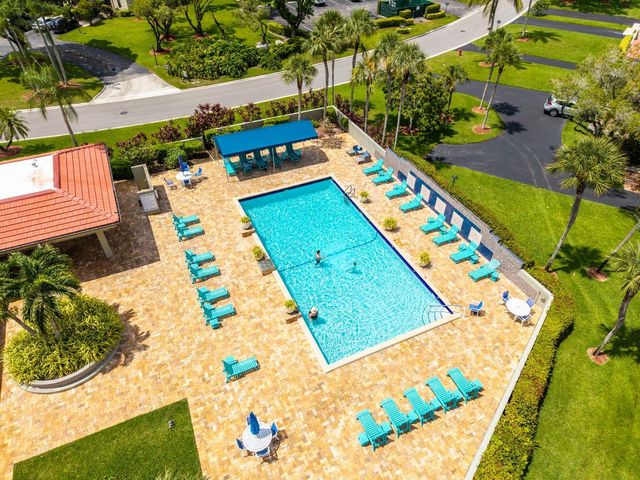 8425 Casa Del Lago H, Boca Raton, FL 33433
