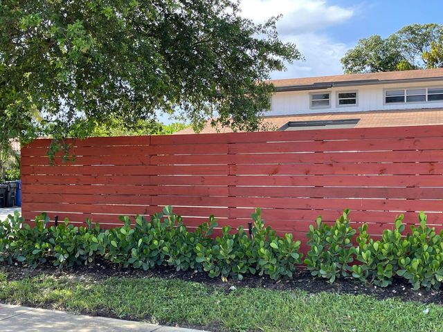 1125 W PROSPECT Road, Fort Lauderdale, FL 33309