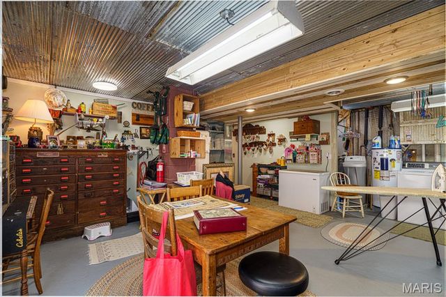 1858 Country Ridge Road, Rolla, MO 65401