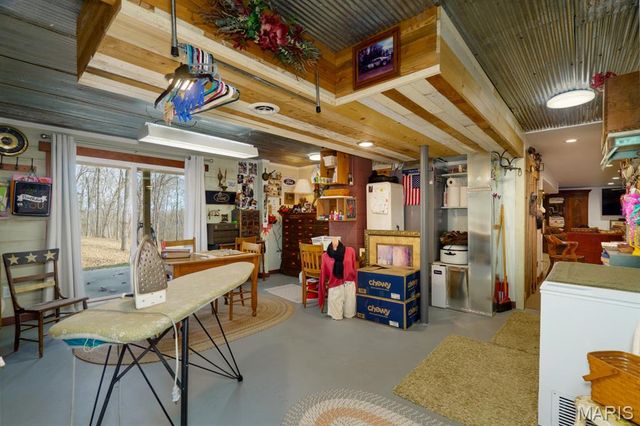 1858 Country Ridge Road, Rolla, MO 65401