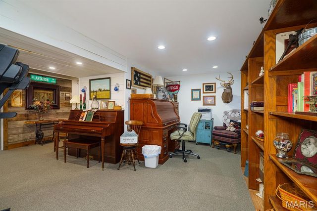 1858 Country Ridge Road, Rolla, MO 65401