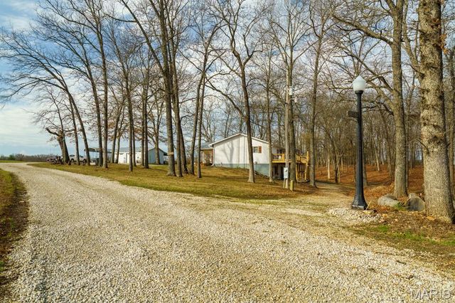 1858 Country Ridge Road, Rolla, MO 65401