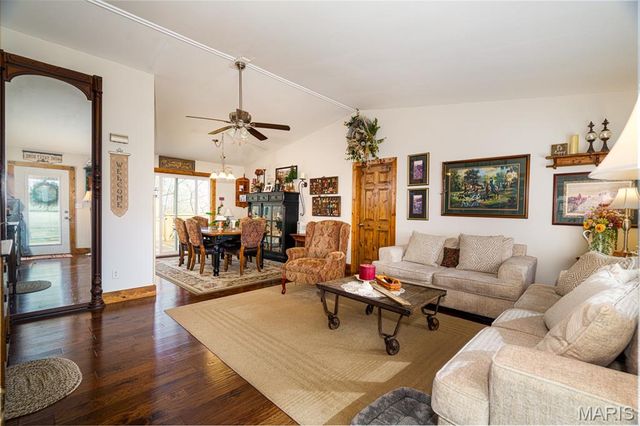 1858 Country Ridge Road, Rolla, MO 65401