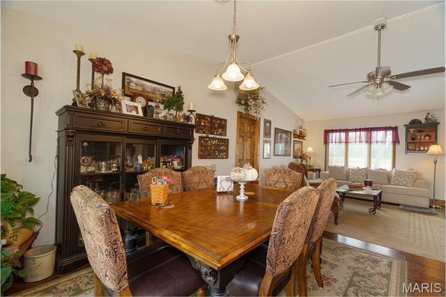 1858 Country Ridge Road, Rolla, MO 65401