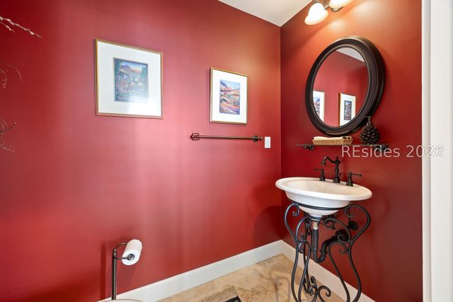 27 Tabby Shell Rd, Bluffton, SC 29910