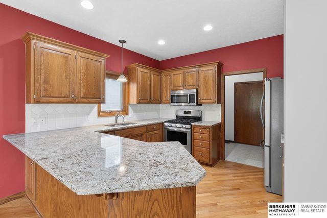 17016 Franklin Street, Omaha, NE 68118