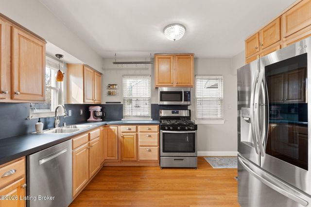 226 Sage Rd, Bellewood, KY 40207