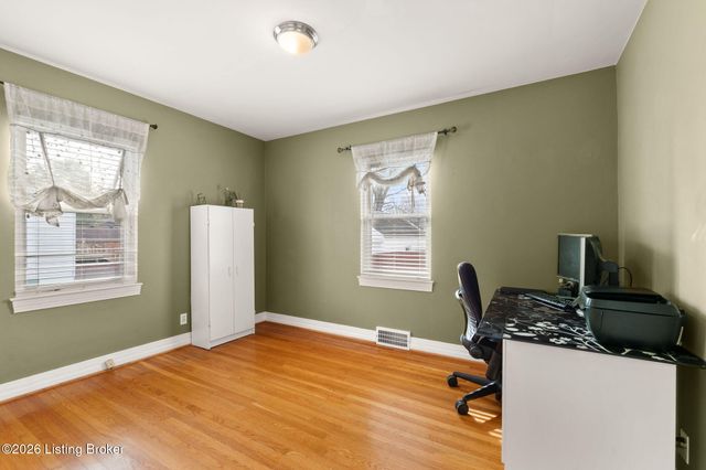 226 Sage Rd, Bellewood, KY 40207