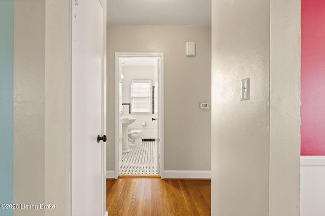 226 Sage Rd, Bellewood, KY 40207