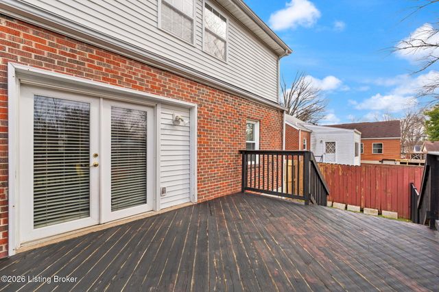 226 Sage Rd, Bellewood, KY 40207